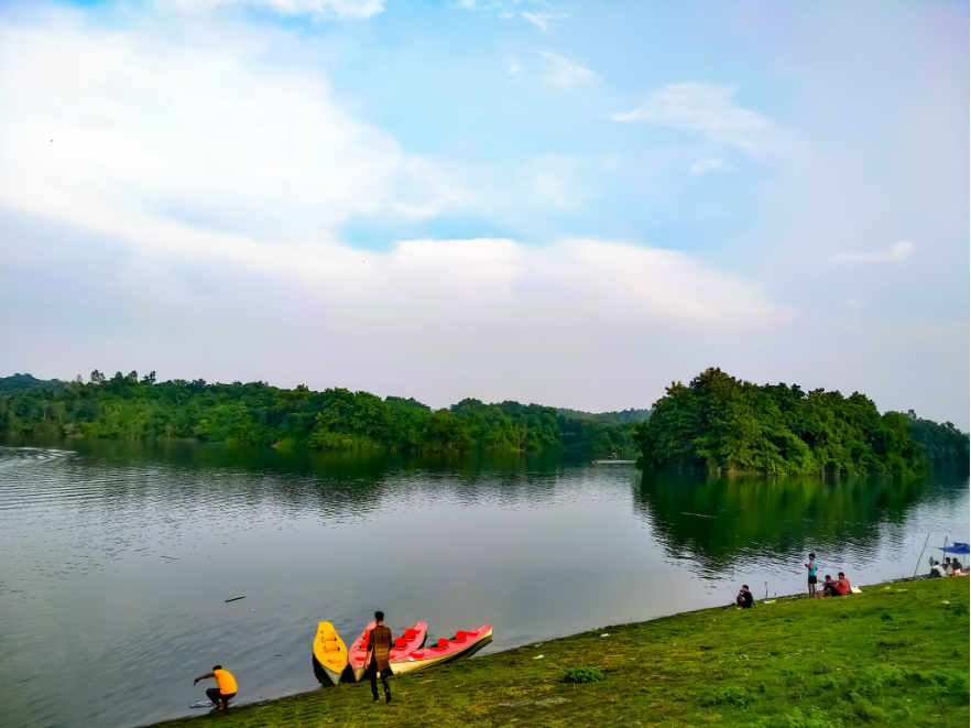 Mohamaya Lake