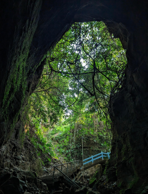 Alutila Cave